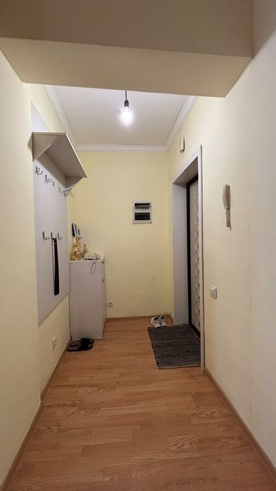 Продам квартиру 2 хкомнатную