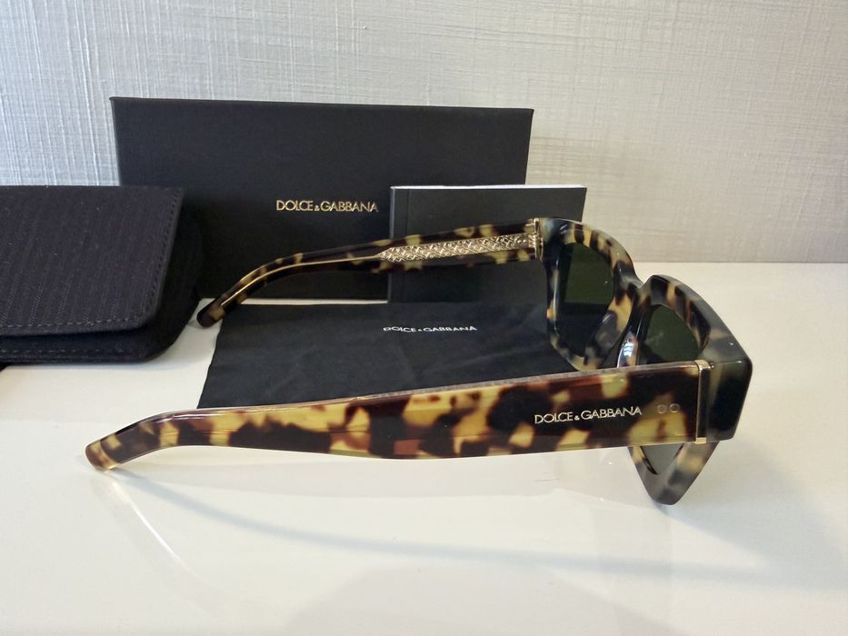 Дамски слънчеви очила Dolce and Gabbana