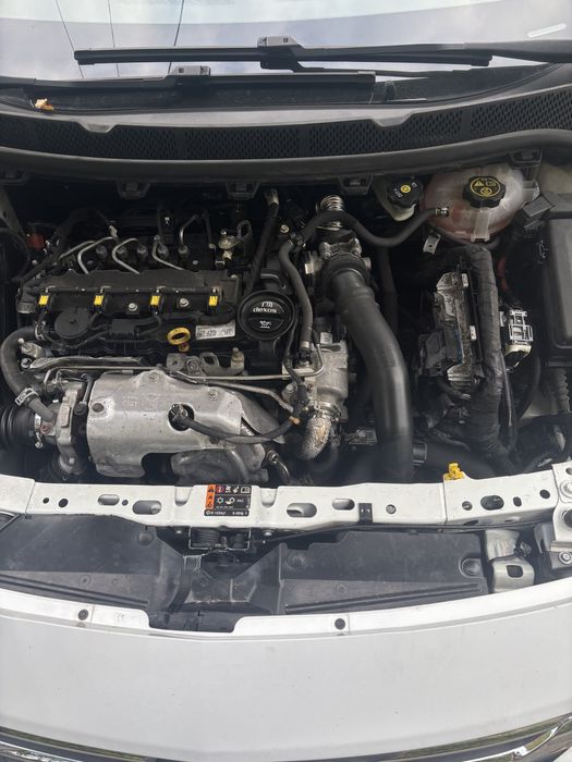 Opel Astra Sport Tourer +