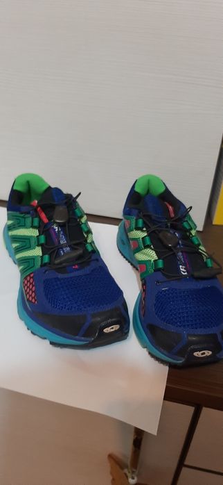 Adidași Solomon în stare foarte bună