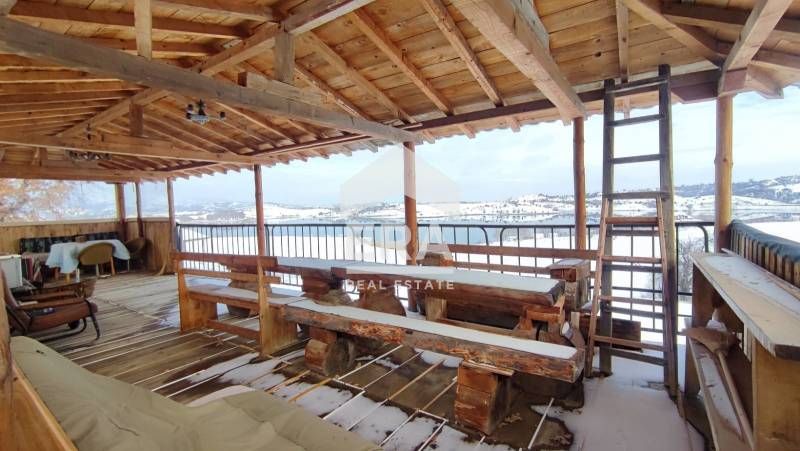 Къща в с.Логодаж с панорамна гледка