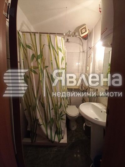 Продава се Къща в Добрич, Център - 235 кв.м за 673 €/кв.м - Снимка #6