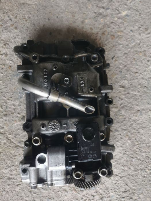 Маслена помпа за Audi A4 B7