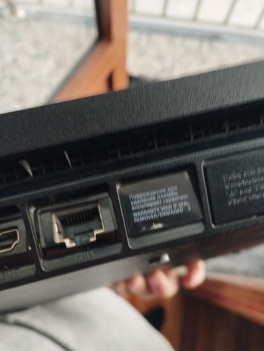 Srochno ps4 sotiladi