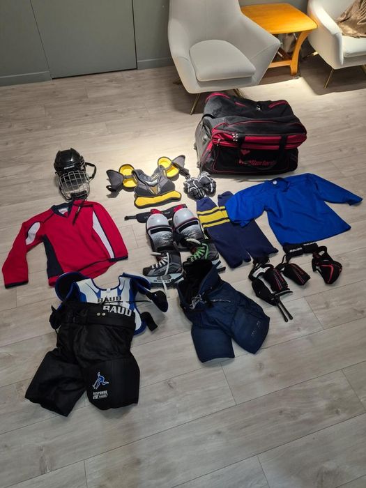 Хоккейная форма все есть