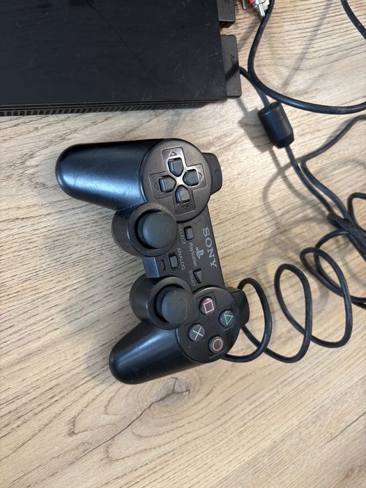 Playstation 2 с два джойстика
