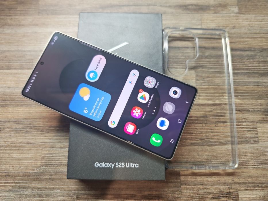 Като нов Samsung Galaxy S25 Ultra 5G 12 GB RAM 512 ROM Гаранция