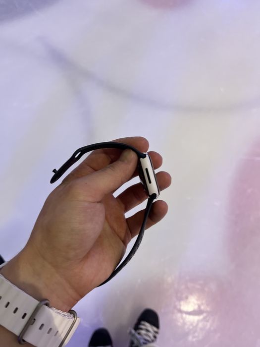 Продаю Apple Watch Nike 42 Mm