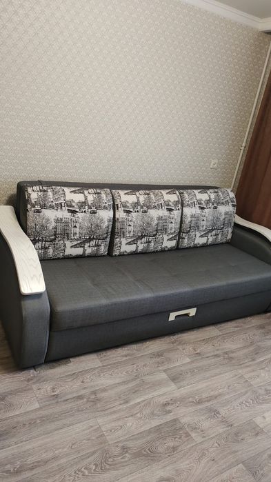 Продам диван с ящиком