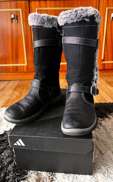 Продавам детски обувки