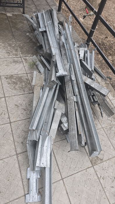 Продам профиль Б\У для гипсокартона