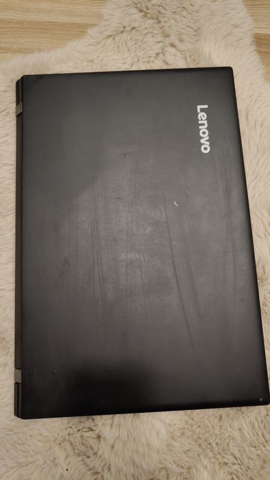 Laptop Lenovo/ 15,6 inch/ i5 gen 7 / 4 GB RAM / ssd 128 GB/