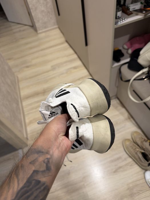 Кроссовки adidas