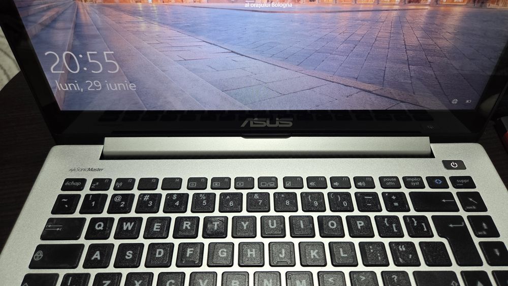 Asus  Vivobook S400C 8GB RAM SSD 256 GB