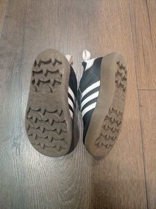 Детски маратонки Adidas adiform samba р-р 23