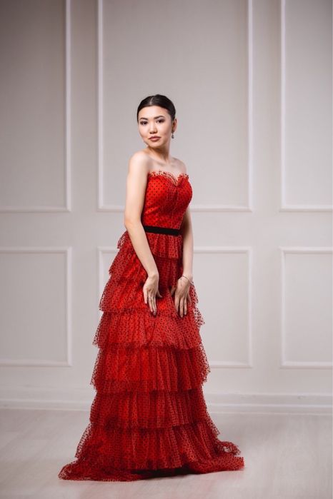 Вечерние платья