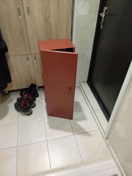 Продам      сейф