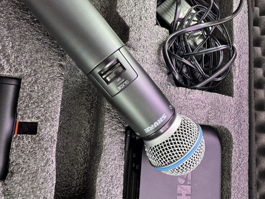 VÂNDUT! Shure GLXD4, în stare foarte bună