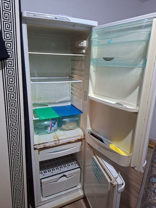 Холодильник сатылады