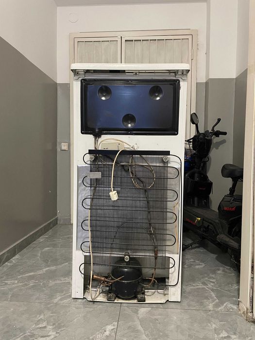 Продам холодильник