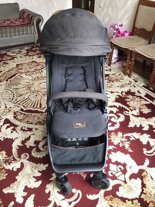 Каляска “Joie” Signature