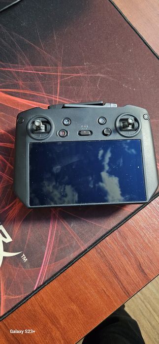 Продам дрон с тепловизором mavic 3t.