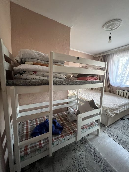 Двухъярусная кровать. размер 90x200