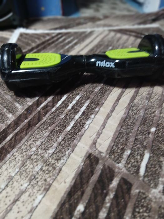 Vand hoverboard pentru piese