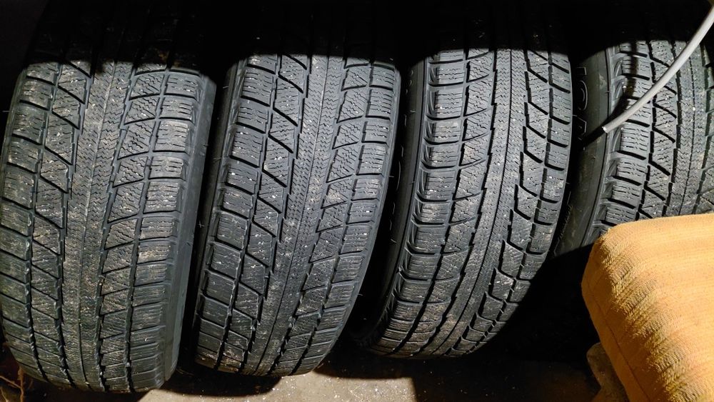 Шины зима липучка 255 / 70 R16