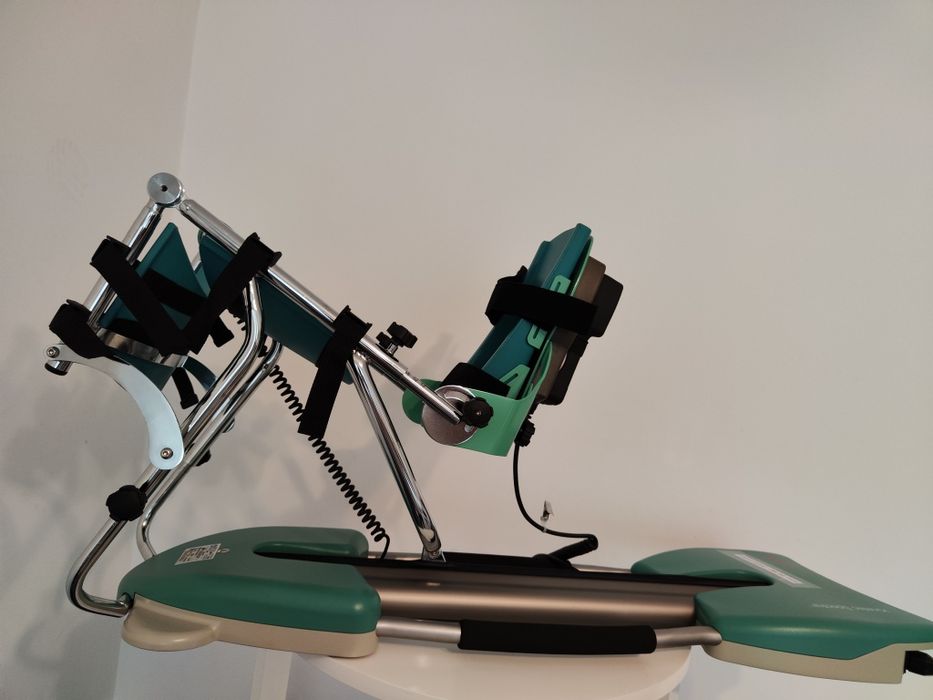 Kinetec, artromot, aparat recuperare genunchi