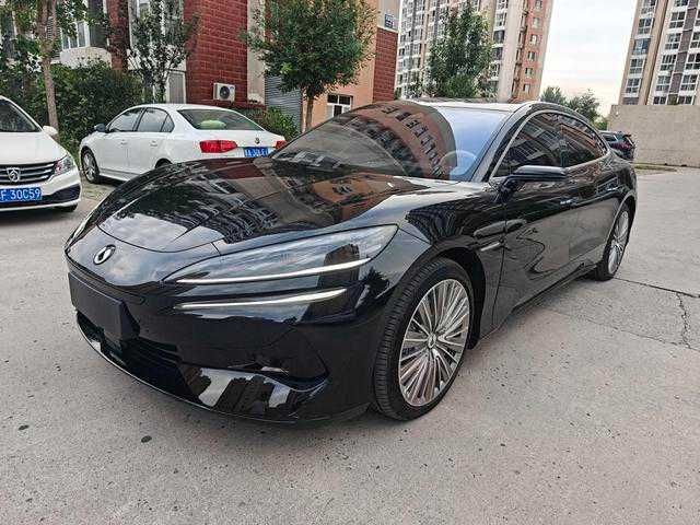 Denza Z9 Dm-i 1100 4WD Pro, naqd va halol nasiya