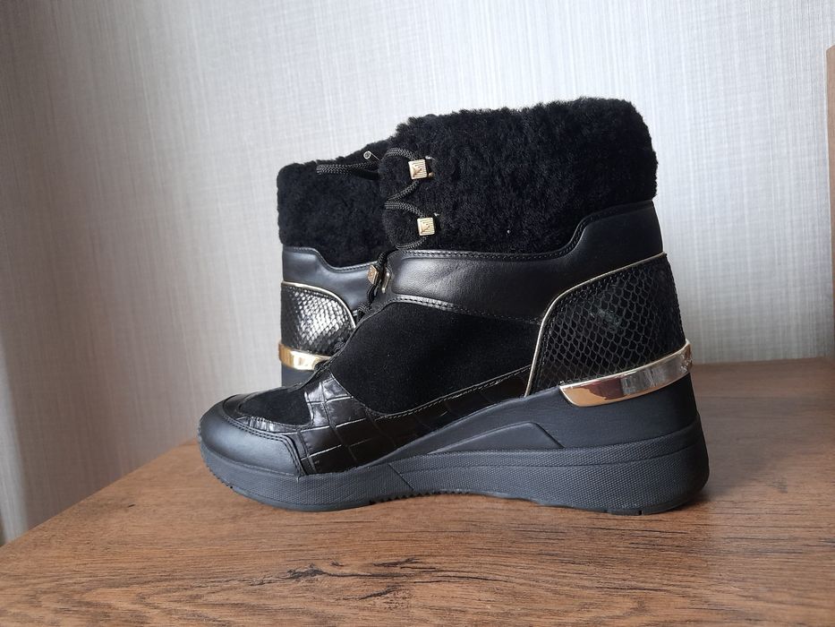 Michael Kors дамски зимни боти 39 номер.