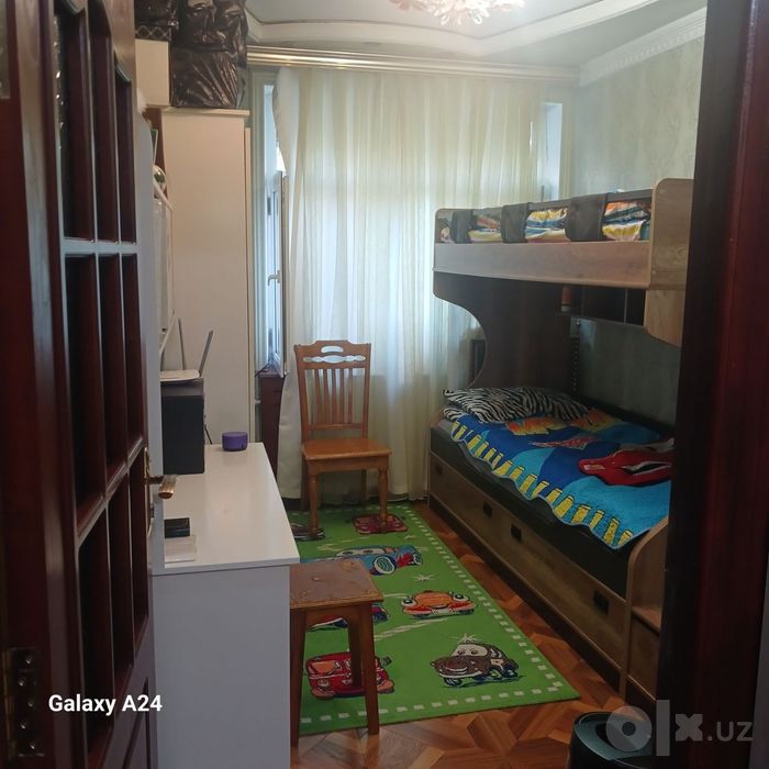 Продаётся квартира в Ц-4. 3ех комнатная. В идеальном состоянии