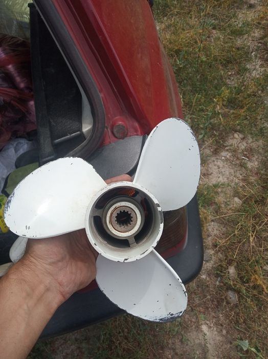 Породам винт на матор Сильва 30