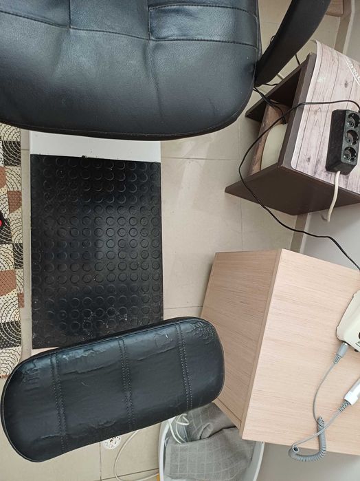 Стол за педикюр употребяван