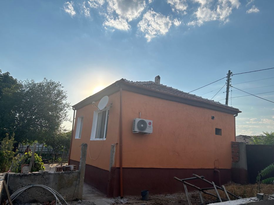 Продава се Къща в с. Гранит, Област Стара Загора - 120 кв.м за 500 €/кв.м - Снимка #2