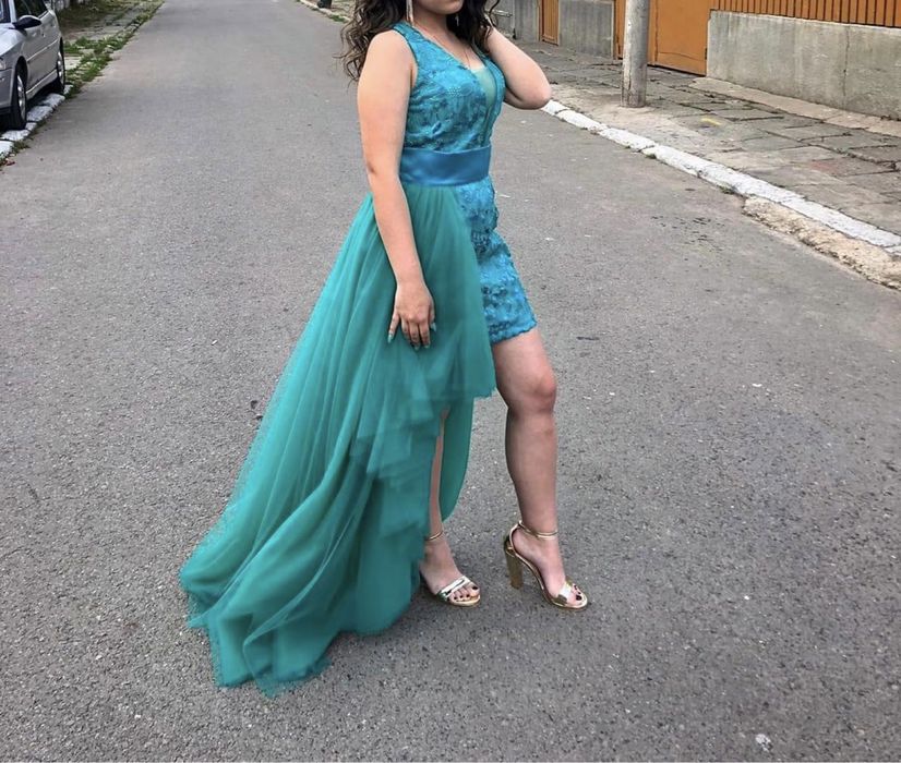 Vând Rochie-purtată o singura data