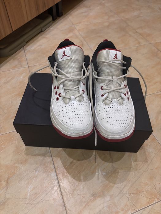 Маратонки Nike AIR Jordan