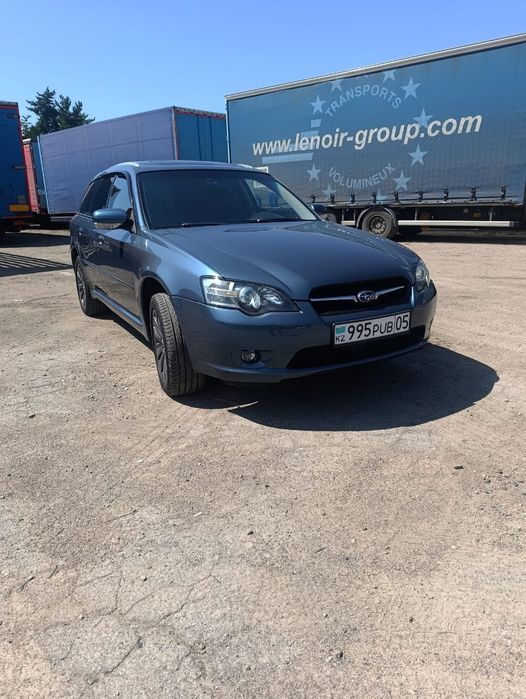 Машина Sybaru Legacy