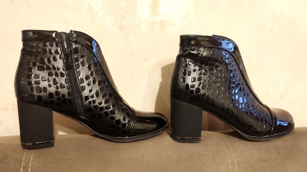 Луксозни Дамски Боти 37 номер