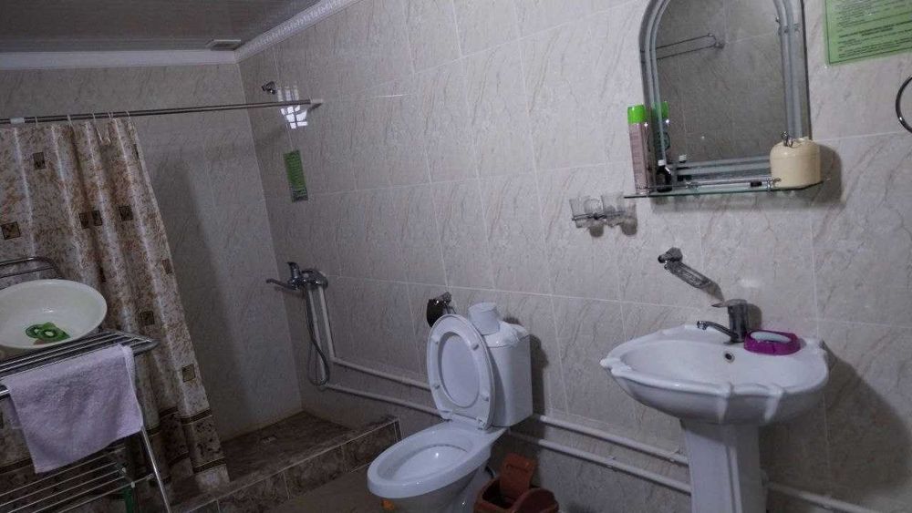 СРОЧНО! Ғиждувон шаҳар О.Хўжаев кўчасида ҳовли сотилади!