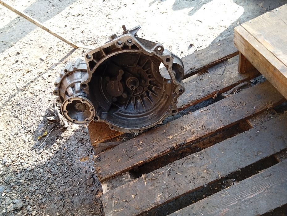 Фольксваген гольф коробка