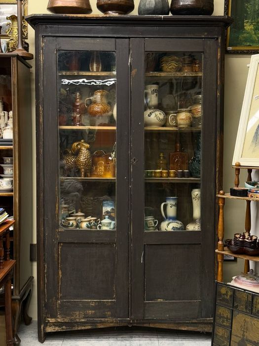 Серванты,шкафы, буфеты  Винтаж.