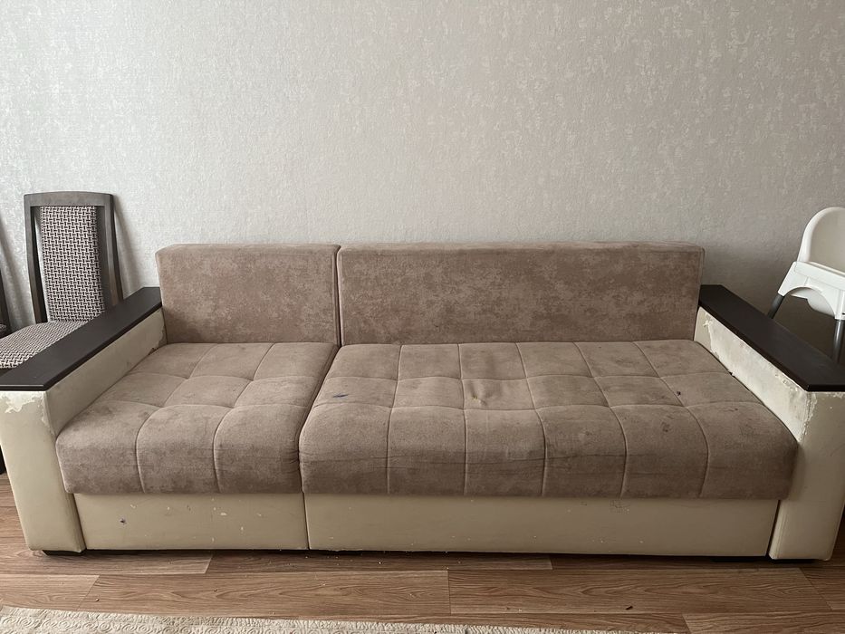 Диван , размер 2,3 б/у, самовывоз.