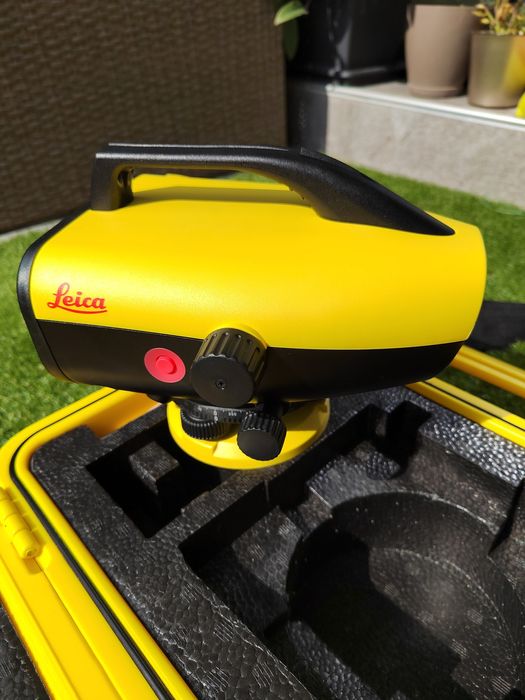 Leica Sprinter 150 Автоматичен оптичен нивелир