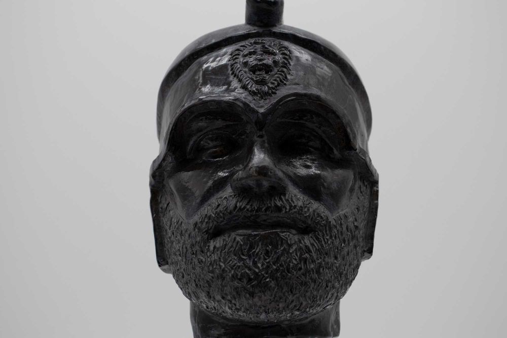 Ръчно изработена портретна глава „Один“ – вдъхновена от върховния бог