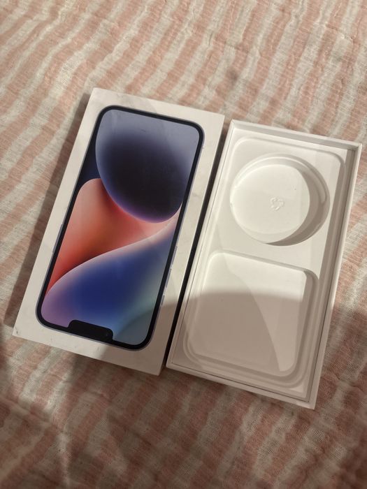 14 iphon в ильдеальном состояние