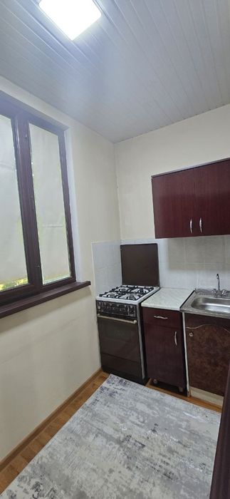 Чиланзар -2 кв  2-3/3/4,45м2 Срочно Продам квартиру Срочно