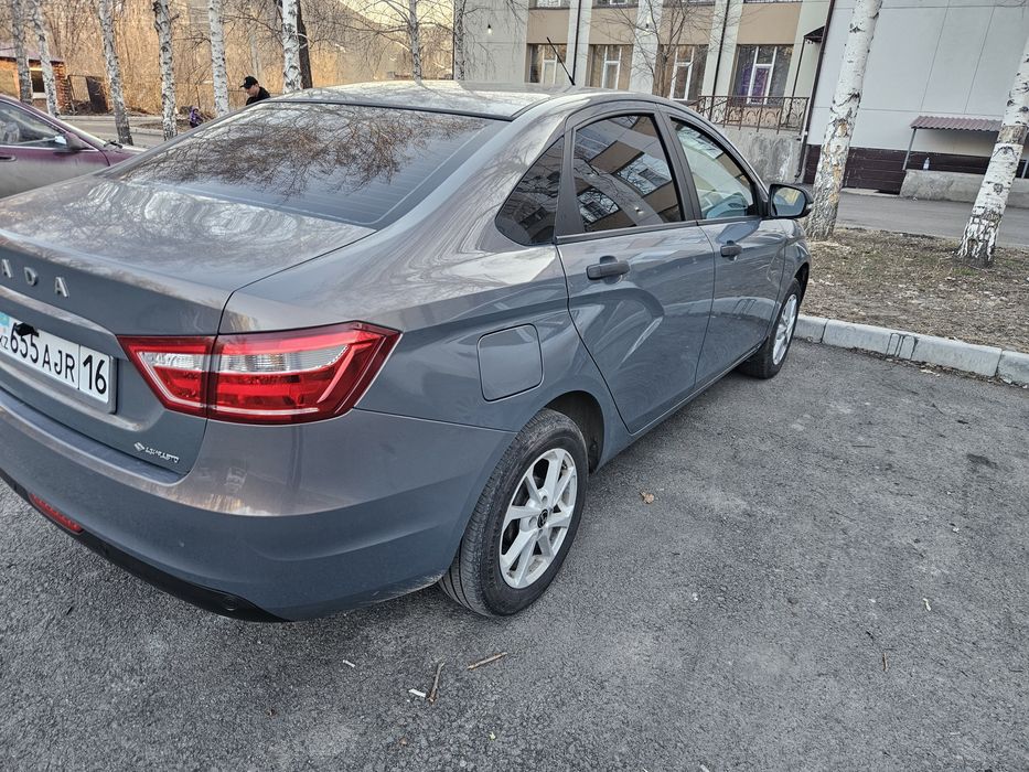 Лада веста 2020 года