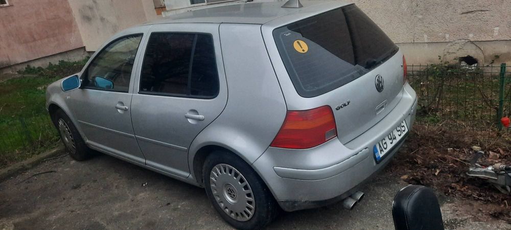 Volkswagen GOLF 4 cutie automată